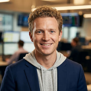 Lead Trading Analyst Ryan Brooks at Reef Wertora